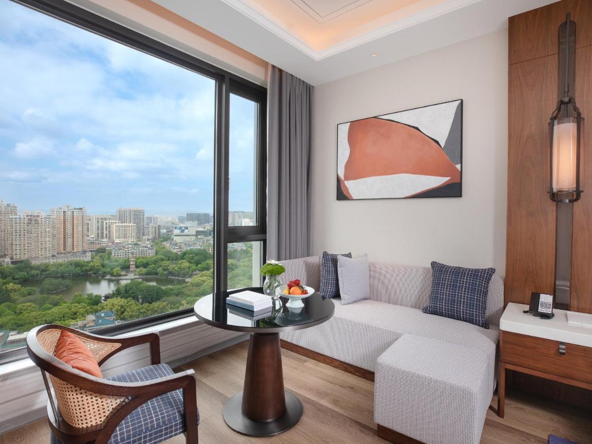 Kingdom Hotel Yiwu  Buitenkant foto