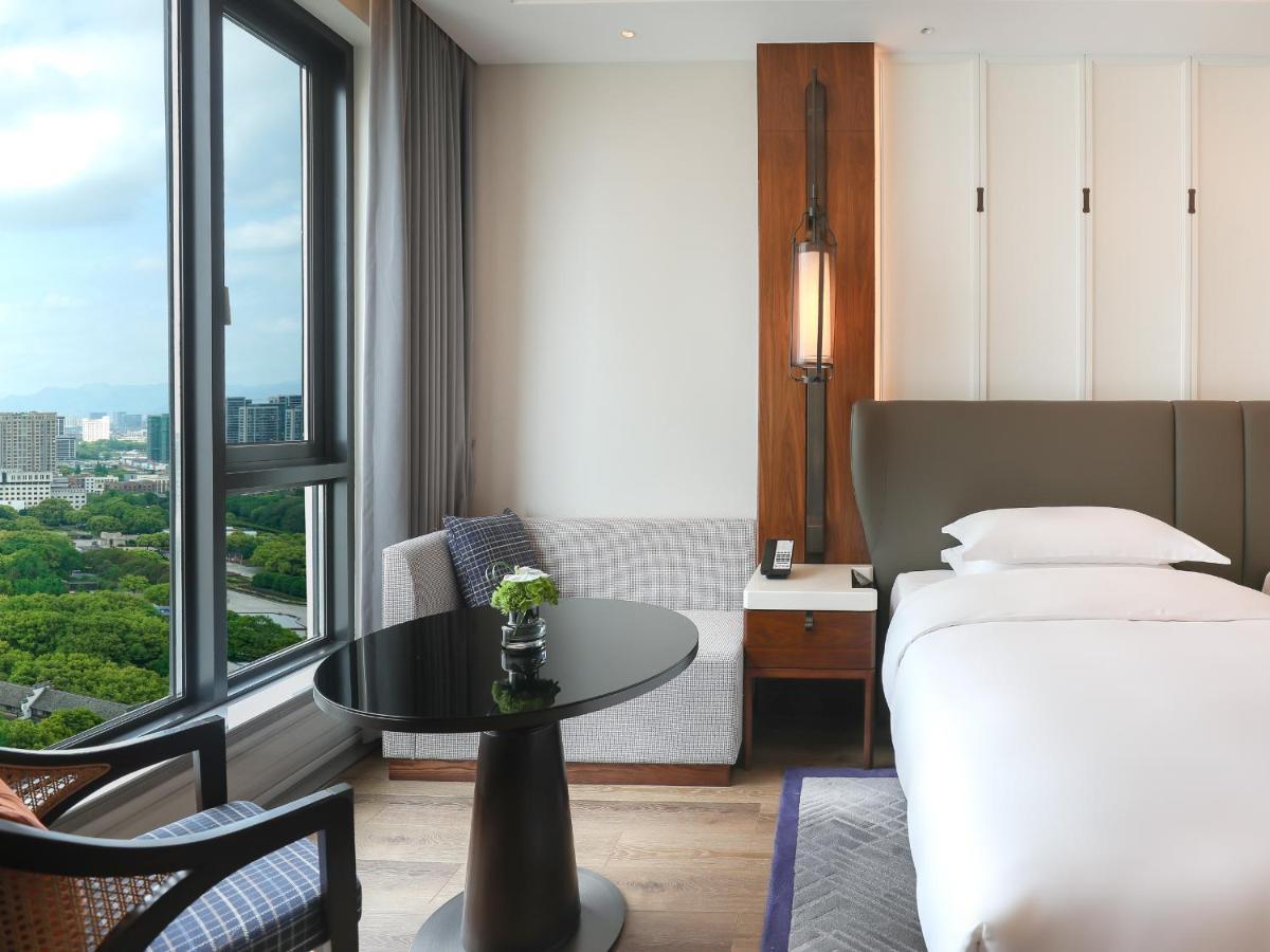 Kingdom Hotel Yiwu  Buitenkant foto