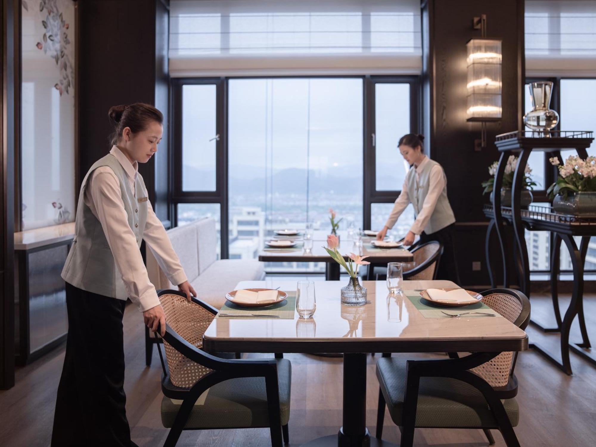 Kingdom Hotel Yiwu  Buitenkant foto
