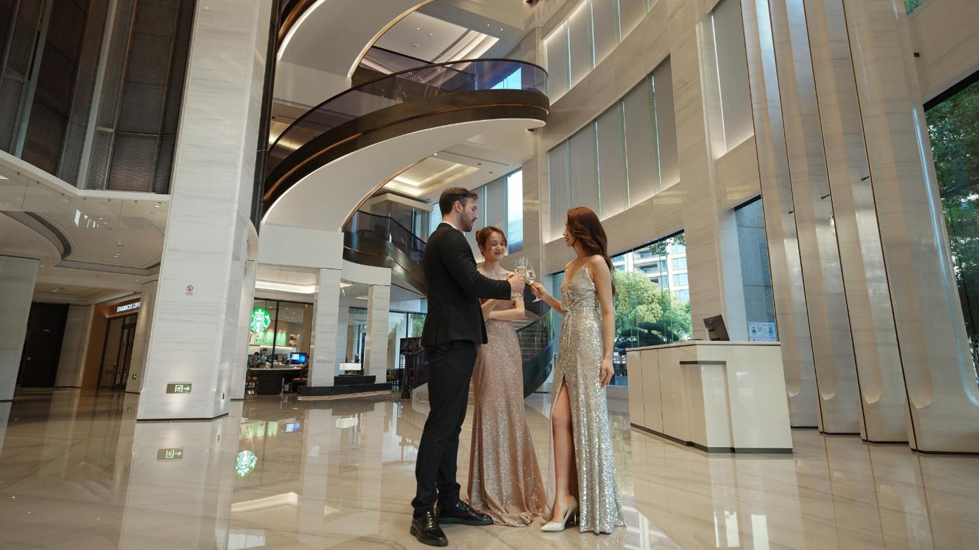 Kingdom Hotel Yiwu  Buitenkant foto